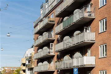 Lejlighed Lys 2-værelses lejlighed med to altaner på Amager