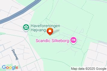 114 m2 hus/villa. Husdyr er tilladt