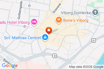6 værelses lejlighed på 215 m2