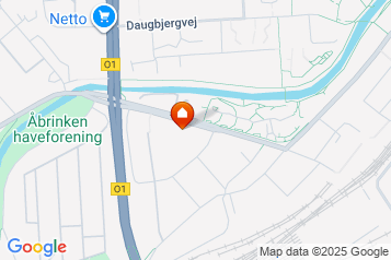 85 m2 lejlighed. Husdyr er tilladt