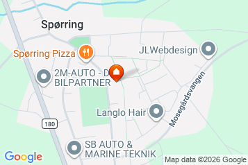 Eftertragtet enderækkehus i to plan kun 13 km...
